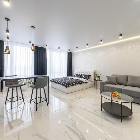 Лучшие Апартаменты На 2 Этаже В Жк Seven Kiev Extérieur photo