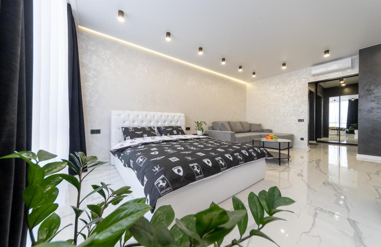Лучшие Апартаменты На 2 Этаже В Жк Seven Kiev Extérieur photo