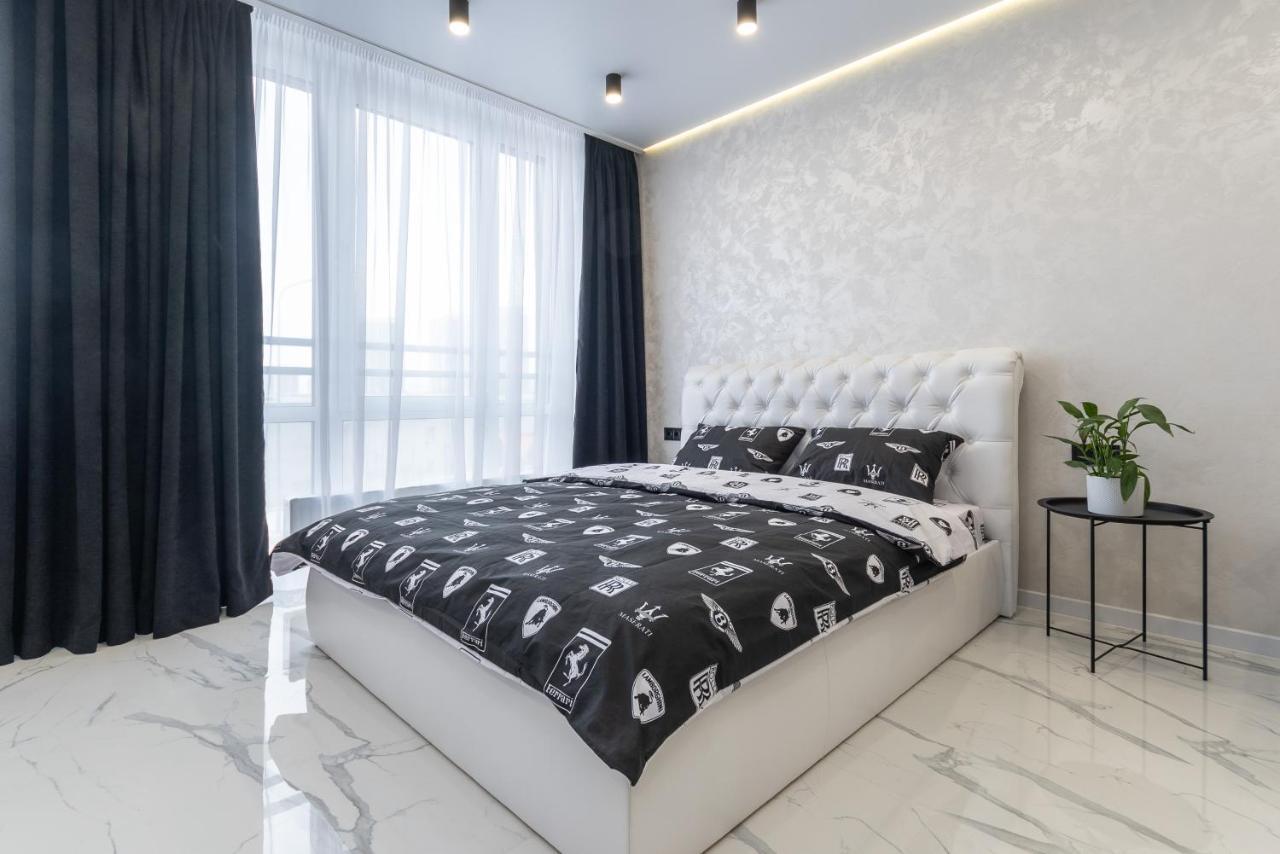 Лучшие Апартаменты На 2 Этаже В Жк Seven Kiev Extérieur photo