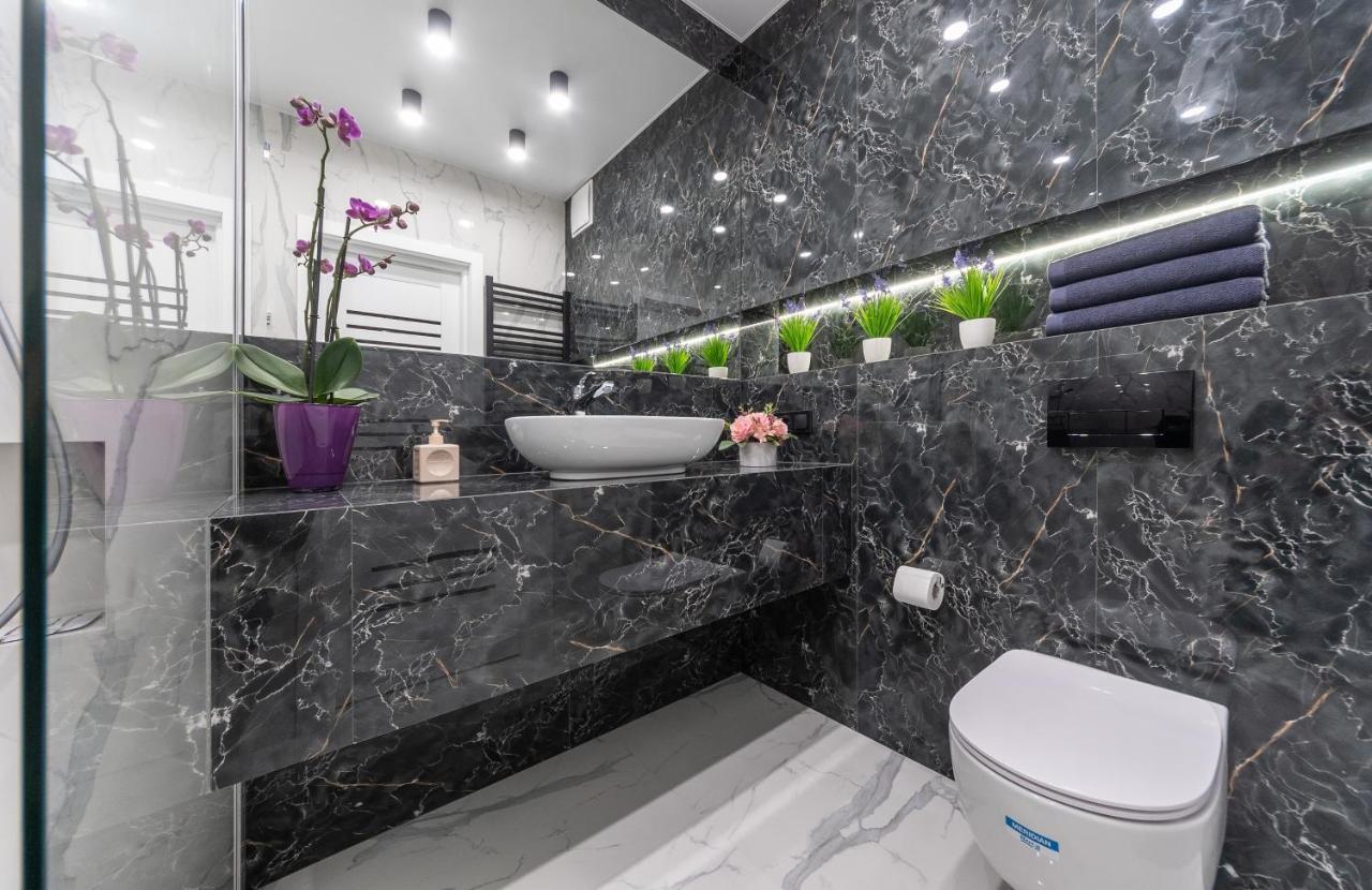 Лучшие Апартаменты На 2 Этаже В Жк Seven Kiev Extérieur photo