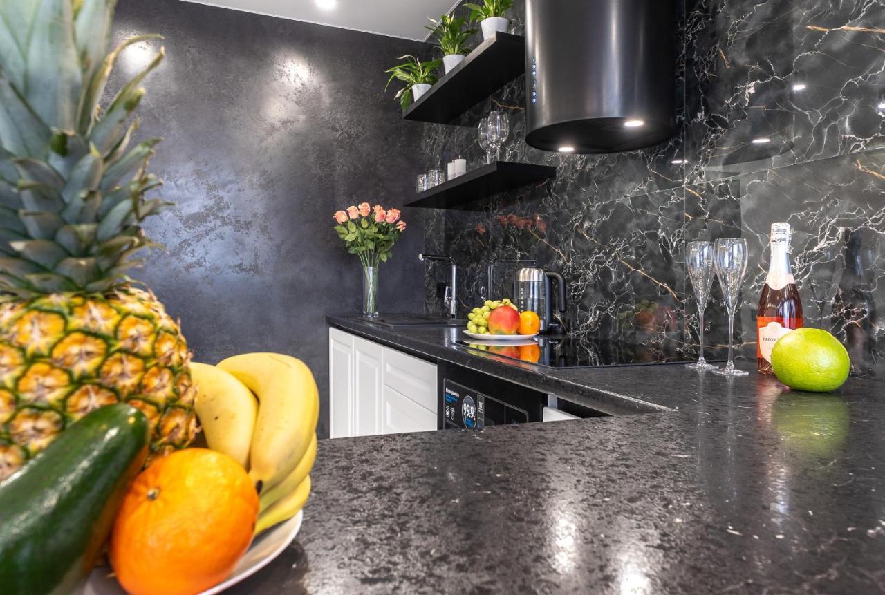 Лучшие Апартаменты На 2 Этаже В Жк Seven Kiev Extérieur photo